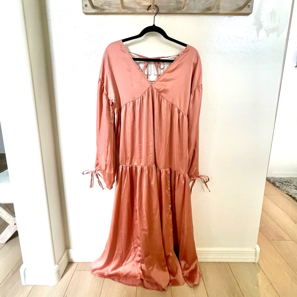 ASOS design, pink silk dress, size US 2, never worn